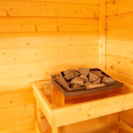 Wellness Mitten In Der Wasserfallstadt Triberg Triberg im Schwarzwald Exteriér fotografie