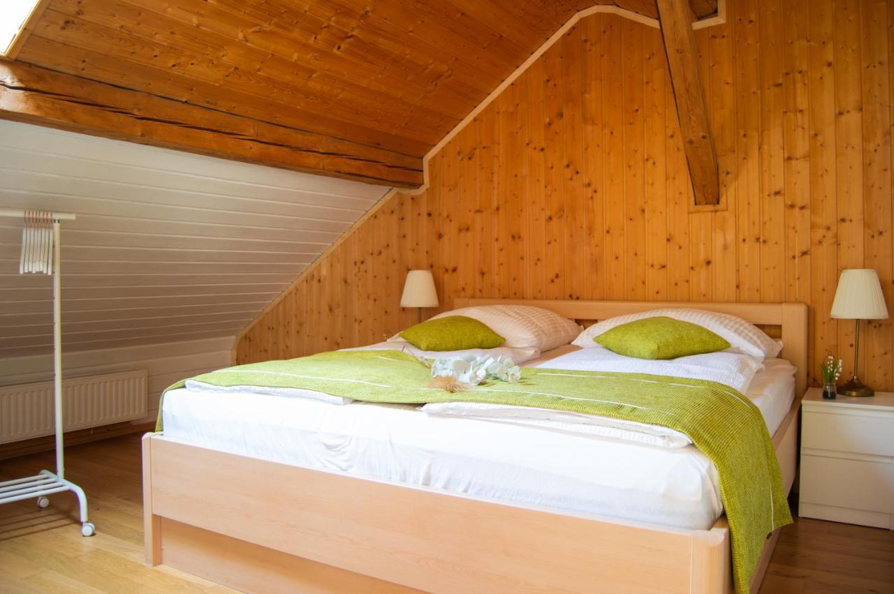 Wellness Mitten In Der Wasserfallstadt Triberg Triberg im Schwarzwald Exteriér fotografie