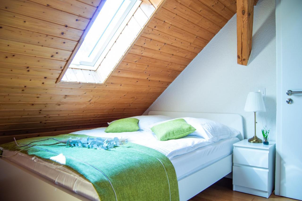 Wellness Mitten In Der Wasserfallstadt Triberg Triberg im Schwarzwald Exteriér fotografie